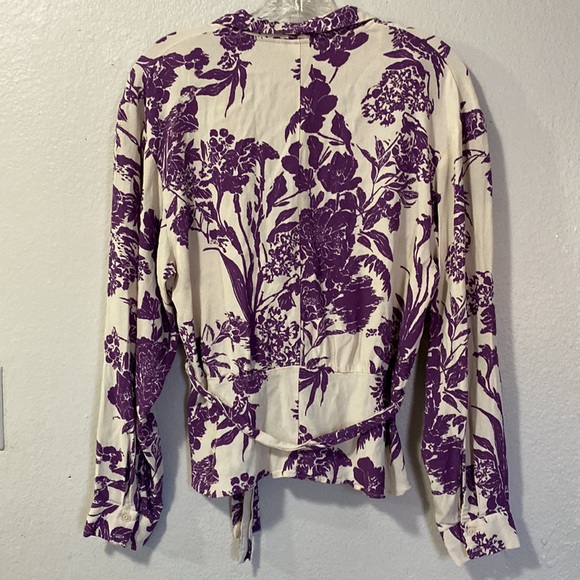 H&M blouse long sleeve size 8 color white and purple - Picture 6 of 7